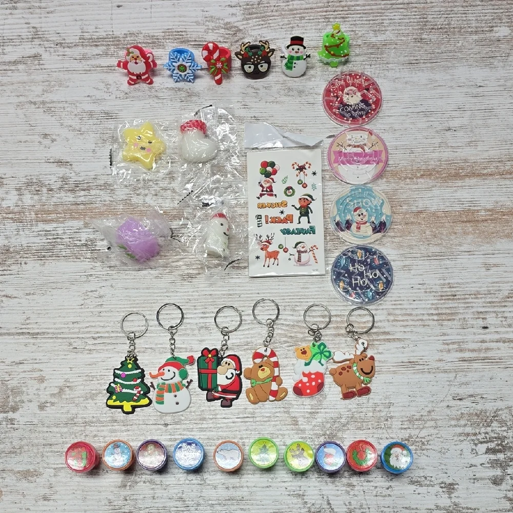 Kids’ Christmas Party Favor Set